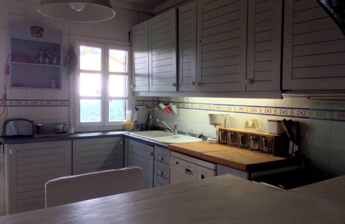 Ventosa Villa | Homerez - Espaciosa villa en Ventosa con piscina privada