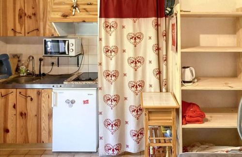 Thollon-les-Memises Apartamento | Homerez - Estudio Thollon-les-Mémises