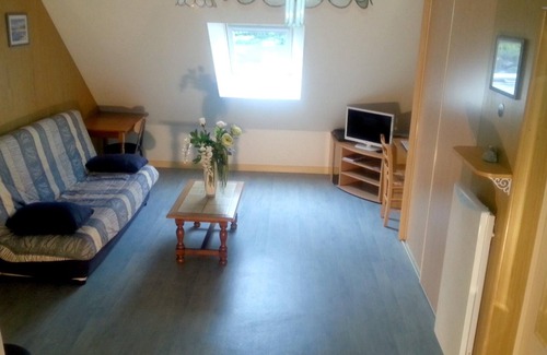Saint-Lyphard Apartamento | Homerez - Bonito estudio a 10 km de la playa para 3 pers. con jardín en Guérande