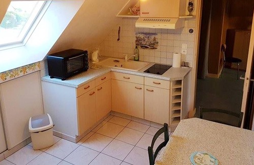 Saint-Lyphard Apartamento | Homerez - Bonito estudio a 10 km de la playa para 3 pers. con jardín en Guérande