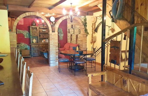 La Puebla de Castro Villa | Homerez - Grande villa para 18 pers. con piscina y jardín en La Puebla de Castro