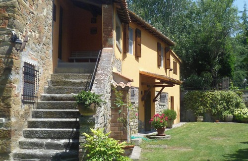 Tuoro sul Trasimeno Villa | Homerez - Villa en Tuoro sul Trasimeno