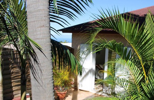 Le Tampon Villa | Homerez - Bonita villa a 14 km de la playa para 4 pers. con piscina en Le Tampon