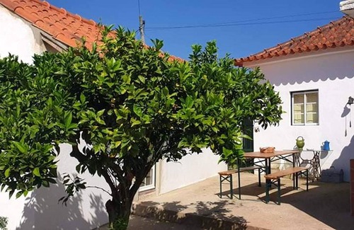 Alcobaca Villa | Homerez - Bonita villa a 9 km de la playa para 6 pers. con terraza en Alcobaça