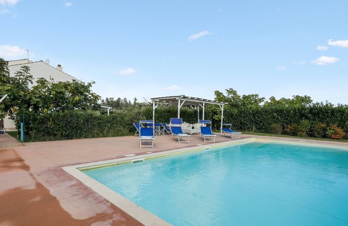 Cupra Marittima Villa | Homerez - Villa para 11 pers. con piscina y vistas al mar en Cupra Marittima