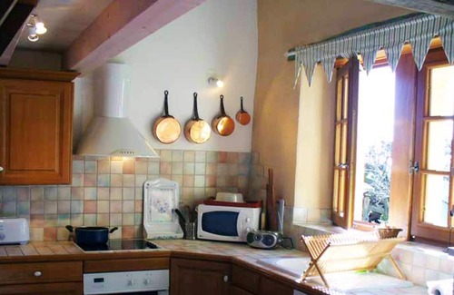 Beynac-et-Cazenac Villa | Homerez - Villa for 6 ppl. with swimming-pool and terrace at Beynac-et-Cazenac