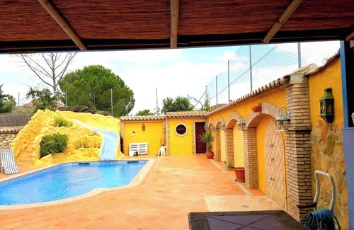 Écija Villa | Homerez - Villa en Écija con piscina
