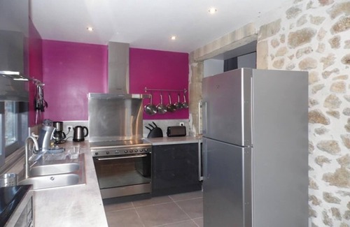 Prades Villa | Homerez - Villa en Prades con Piscina Privada