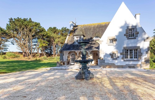 Roscoff Villa | Homerez - Villa en Roscoff, vista al mar