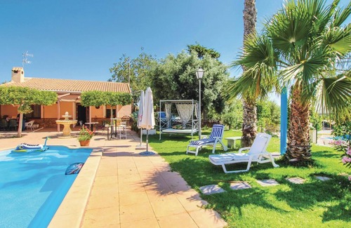 La Marina Villa | Homerez - Villa con piscina en Alicante