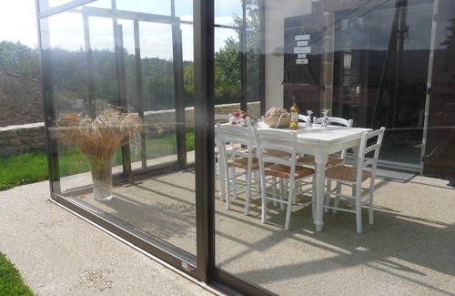 Sainte-Catherine Casa | Homerez - Welcoming House in Sainte-Catherine with Garden