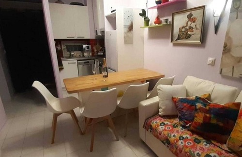 Golfe Juan Apartamento | Homerez - Acogedor Apartamento en Golfe-Juan - 30 m² - Piscina