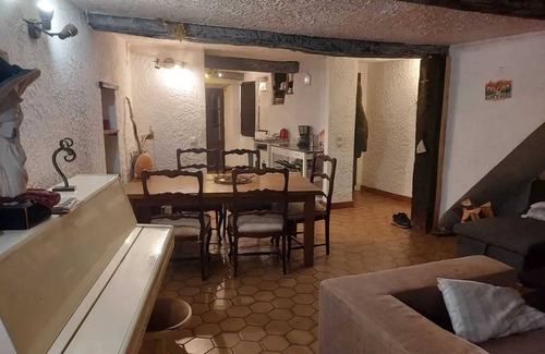 Greolieres Casa | Homerez - Casa acogedora en Gréolières con chimenea