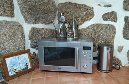 Penafiel Villa | Homerez - Villa acogedora cerca de Penafiel con piscina