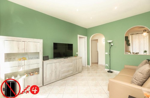 Sestri Ponente Apartamento | Homes in Genoa - Young Apartment