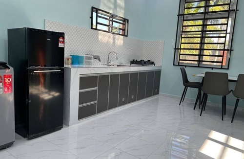 Selising Casa | Homestay Adilah D