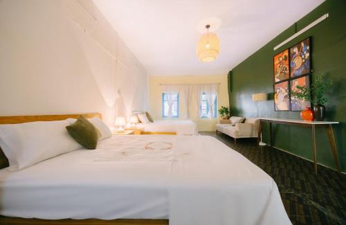 Hang Bo Casa | Homestay and Eggcoffee Central Hanoi Old Quarter