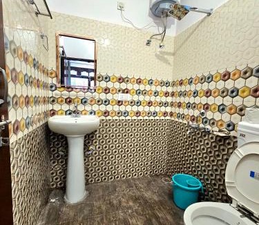 Suja Casa | Homestay at landing site