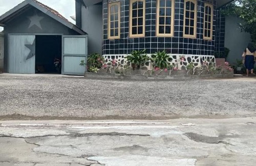Gerung Casa | Homestay Bintang