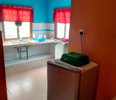 Tanjung Kling Casa | HOMESTAY CAHAYA PUTERI