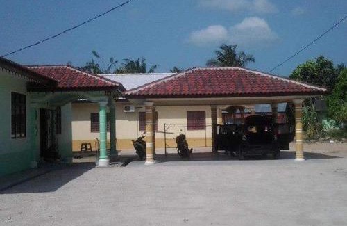 Tanjung Kling Casa | HOMESTAY CAHAYA PUTERI