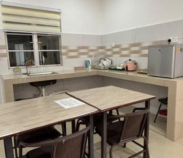 Kuala Terengganu Chalet De Esquí | Homestay Che Ani