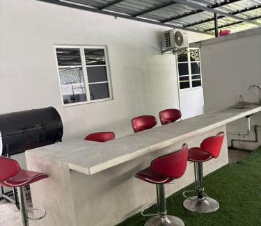 Kuala Terengganu Chalet De Esquí | Homestay Che Ani