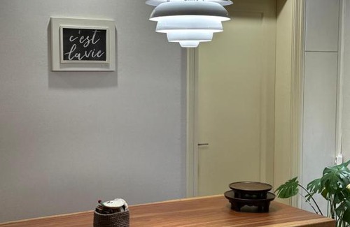 Seo-gu Casa | Homestay Comfy queen sized bed with free breakfast