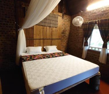 Ha Giang Casa | Homestay field - bungalow, Ha giang loop tour, motorbikes rental
