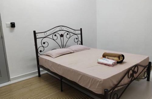 Jeli Casa | Homestay Gunung Reng, Jeli