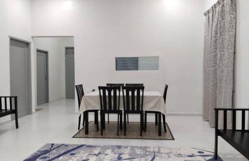 Jeli Casa | Homestay Gunung Reng, Jeli