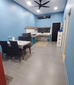 Beserah Casa | Homestay Hj Romli & Sons Beserah Onlymuslim