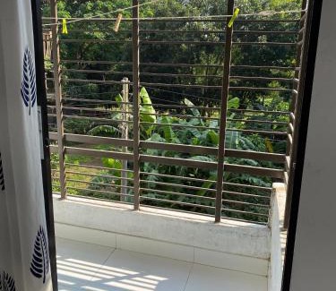 Chattogram District Apartamento | Homestay in Chittagong, Raufabad Residential Area