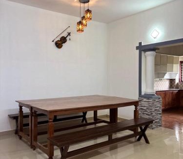 Devikolam Casa | Homestay INN Munnar
