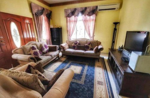 Seremban Casa | Homestay Jasmin Indah, Senawang (free wifi)