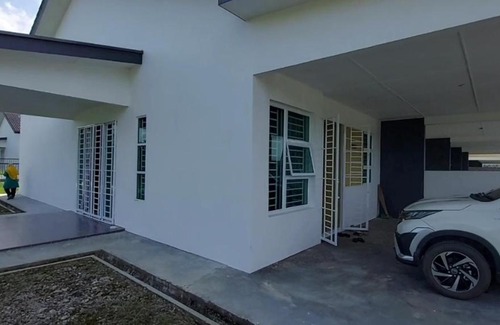 Kota Samarahan Casa | Homestay kota samarahan 42 avenue