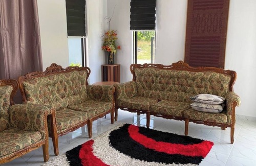 Paya Bemban Casa | Homestay PCB. 5 minute walk to the Pantai Cahaya Bulan Beach