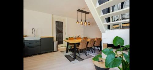 Nieuw-West Casa | Homestay Properties