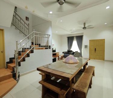 Kampung Telaga Batin Apartamento | Homestay Roma Suite