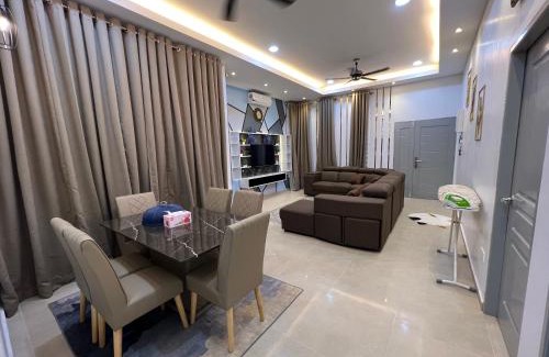 Bukit Kuang Apartamento | Homestay SJTM
