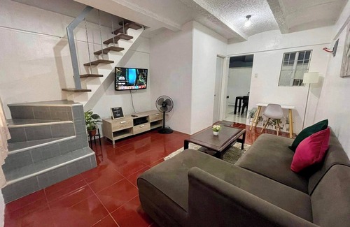 Dasmarinas Casa | Homestay @ Tierra Vista near SM Dasma w/Netflix & Wifi