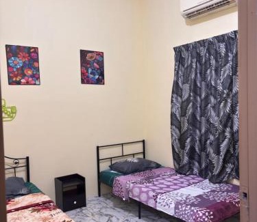 Banting Casa | HomeStay TokBah NekWan Splash Mania Bandar Gamuda Cove