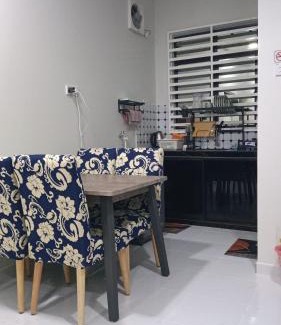 Kuala Terengganu Apartamento | Homestay umiNa