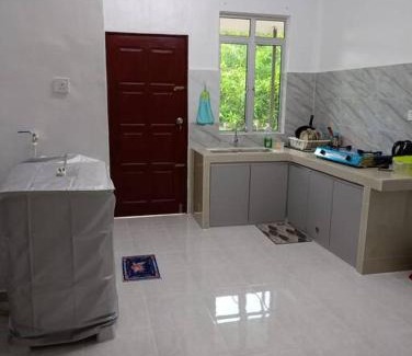 Kampung Bintong Casa | Homestay Usrati No. 17K (untuk muslims sahaja)