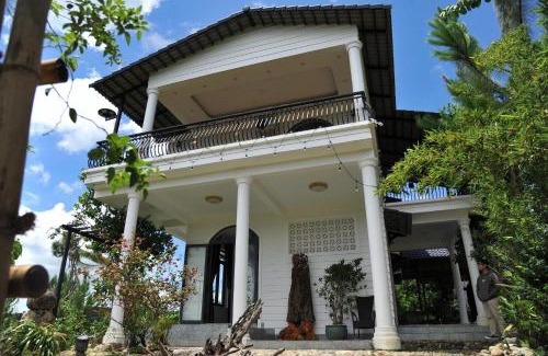 Di Linh Apartamento | Homestay Villa White House