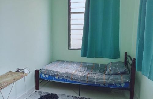 Kawasan Perindustrian Chendering Casa | Homestay Wan Z