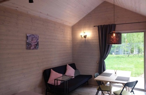 Pryliepy Casa | Homestead, casa de verano totalmente equipada, serenidad, cerca de bosques y campos, sauna