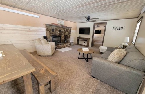 Rapid City Casa | Homestead House at Rustic Ridge in the Black Hills near Mt. Rushmore