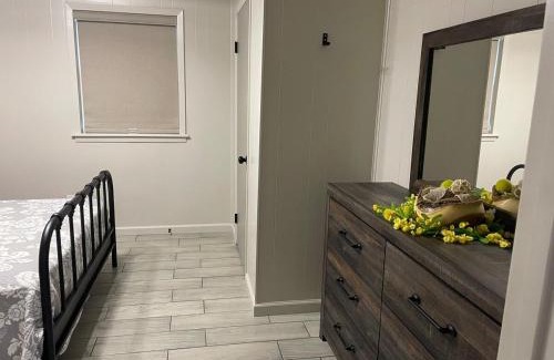 Hugo Casa | HomeSuite Cabin Relaxing Getaway Near Casino