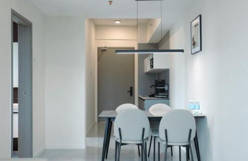 Likas Apartamento | Homesuite' Home at Bay Suites
